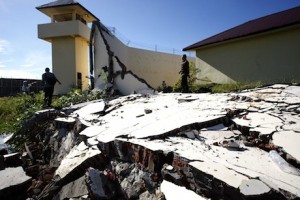 dampak gempa aceh