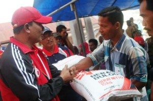 Warga Miskin Bireuen Digratiskan Raskin