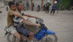Sekitar 83.347 Warga Jadi Pengungsi Erupsi Kelud