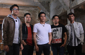 Kalahkan Pasha Ungu, Ariel NOAH Jadi Vokalis Paling Ngetop!
