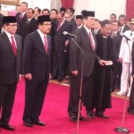 Presiden Jokowi Lantik 5 Menteri dan Seskab