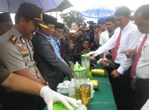 Ganja 2,5 Ton dan Sabu Dimunaskan