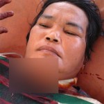 Tak Terima Anak Disenggol, Ucok Bacok Leher Upik