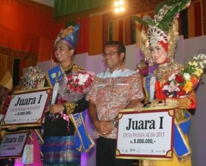 Meriza-Cut Dinobatkan Sebagai Agam Inong Duta Wisata Aceh 2015
