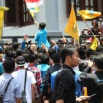 Satu Tahun Jokowi-JK, Puluhan Mahasiswa Geruduk Istana Bogor