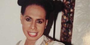 Pelawak Lenong Rumpi, Ade Juwita Tutup Usia