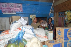 Bantuan Kepada Korban Banjir Kampung Uring Mulai Berdatangan