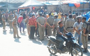Penertiban kawasan Jalan T Hamzah Bendara, depan rumah sakit umum Bireuen.