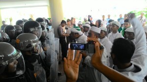 Tuntut Perizinan Tabligh Akbar, Massa FPI Demo Bupati Nagan Raya