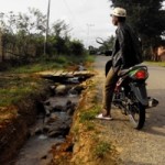 Menunggu Korban, Bekas Galian PDAM Tirta Sejuk Gayo Lues