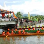 Kluet Selatan Juara Lomba Dayung HUT ke-70 Aceh Selatan