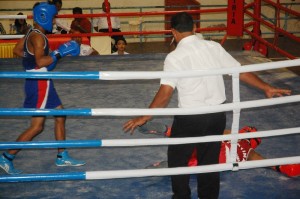 Petinju Bireuen, Muhammad Sadikin kelas 49 Youtboy menang TKO ronde pertama dengan M Dwi Swardi petinju Aceh Timur dan berhasil merebut emas untuk Bireuen.