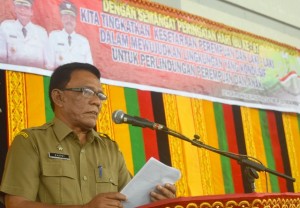 Pejabat Aceh Timur Baca Puisi di Peringatan Hari Ibu