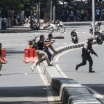 LIVE: Ledakan Guncang Thamrin Jakarta