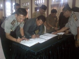 Polres Aceh Timur Tandatangani MoU Penerimaan Polisi Tahun 2016