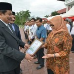 Gubernur Berikan Penghargaan Kepada Perusahaan Ramah K3
