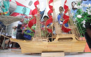 Miniatur Kapal Lapas Idi