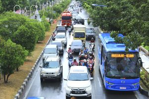 Trans Koetaradja di Jalan Daud Beureueh, menuju Jambo Tape. (Foto PM/Oviyandi Emnur)