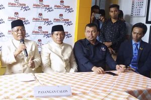 Pasangan Aminullah - Zainal Memberikan Keterangan di Kantor KIP