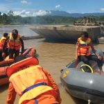 Arus Deras, Petugas Batalkan Penyelaman Cari Kekek Lansia Hilang