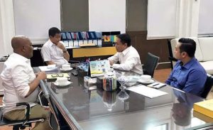 Sambangi Kementerian ESDM, Irwandi Bahas Listrik Aceh dengan Ignasius Jonan