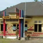 Keuchik Pungki Diduga Palsukan Tanda Tangan, Warga Segel Kantor Desa