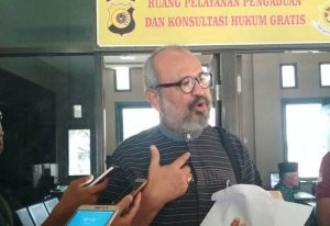 Cemarkan Nama Baik, Ghazali Abbas Polisikan Tiga Orang Timsesnya