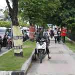 Ramai-Ramai Merampas Hak Pejalan Kaki