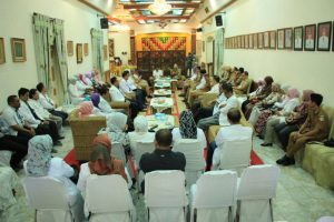 Bupati Aceh Utara Gelar Pertemuan dengan Dokter Spesialis