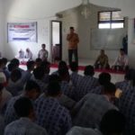 Air Mata Bahagia dan Haru Warnai Pertemuan Wakil Ketua DPRK Ini dengan Gurunya