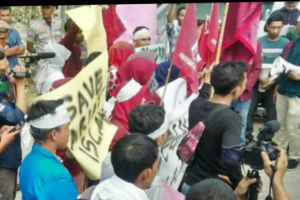 Mahasiswa Minta Walikota Serius Tegakkan Syariat Islam