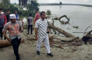 Dewan Minta Pemkab Pidie Serius Tangani Abrasi Pantai Geunteng Barat