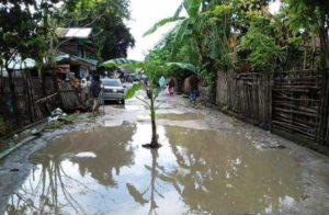 Jalan Gampong‎ Cot-Laweung Rusak Parah