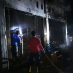 Satu Kios di Seulimeum Terbakar, Pemilik Dilarikan ke Rumah Sakit