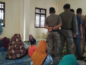 Satpol PP Banda Aceh Tangkap Puluhan Pengemis, Ada Anak di Bawah Umur