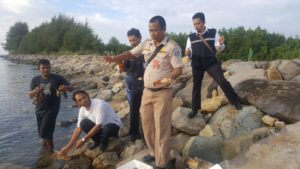 Petugas Sita Ratusan Lobster Petelur di Ulee Lhueu