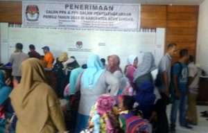 Ratusan Masyarakat Daftar Calon PPS di Singkil