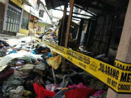 Polisi Diminta Usut Kebakaran Kios Monza