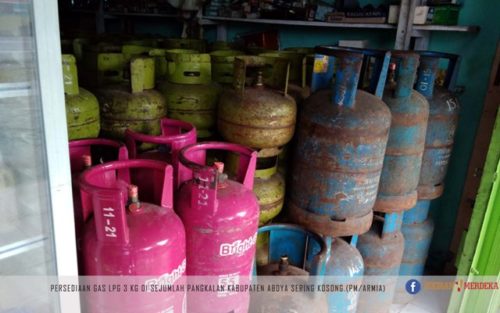 Warga Abdya Mengeluh, Pangkalan Batasi Pembelian Gas 3 Kg