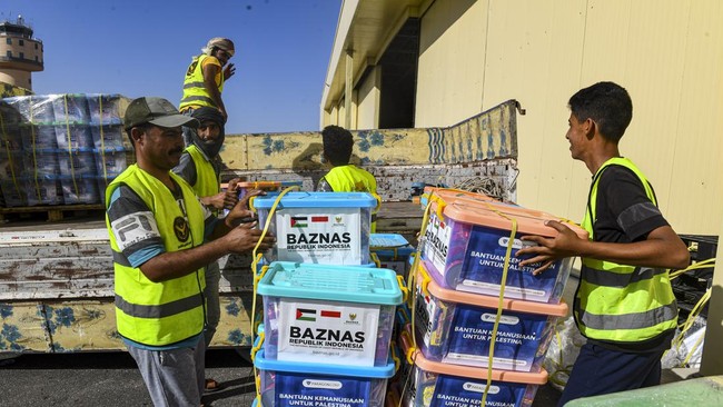 bantuan-kemanusiaan-untuk-palestina-tiba-di-mesir_169 bantuan kemanusiaan untuk palestina tiba di mesir 169