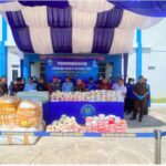 Kepala Badan Narkotika Nasional (BNN) Provinsi Aceh Marzuki Ali Basyah memusnahkan barang bukti narkoba hasil penindakan BNN Provinsi Aceh dan TNI AL dalam rentang waktu tiga bulan terakhir di halaman Kantor BNN Provinsi Aceh di Banda Aceh, Kamis (20/3/2025). Foto: Dispenal