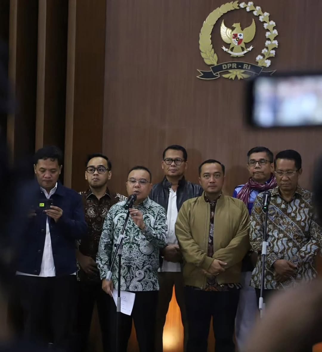 Dalam semangat perayaanHUT ke 80 Kemerdekaan Republik IndonesiaPresiden Prabowo Subianto mengu
